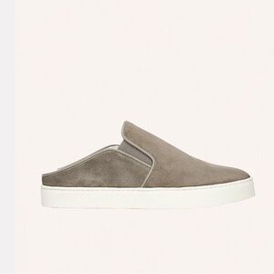 EUC Women's Slip-On Suede Shoes Garvey 9M